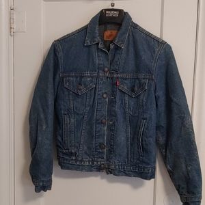 Vintage Levi's denim trucker jacket insulated